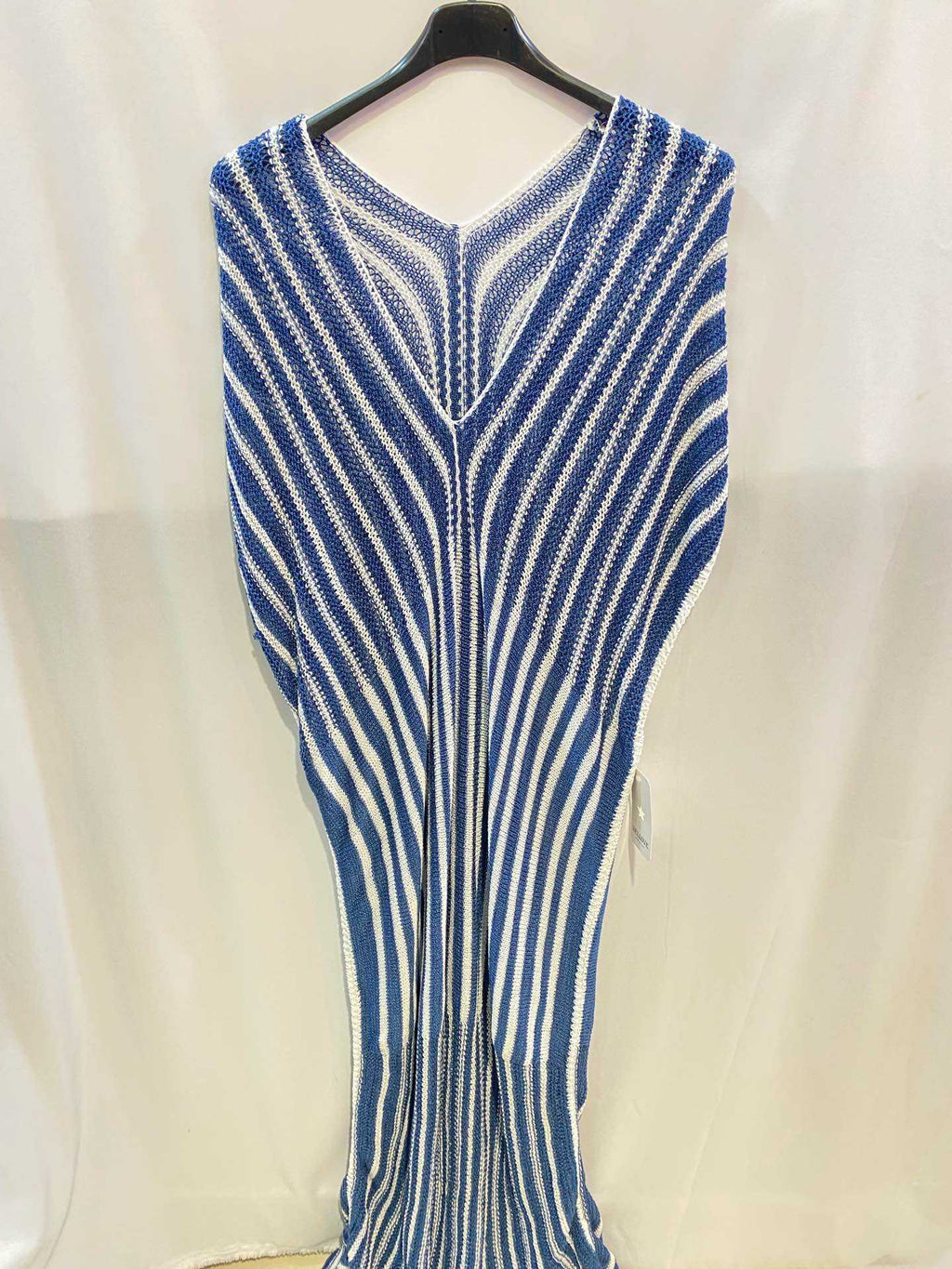 Robe Longue Résille Rayée à Décolleté V - Taille Unique 44/46