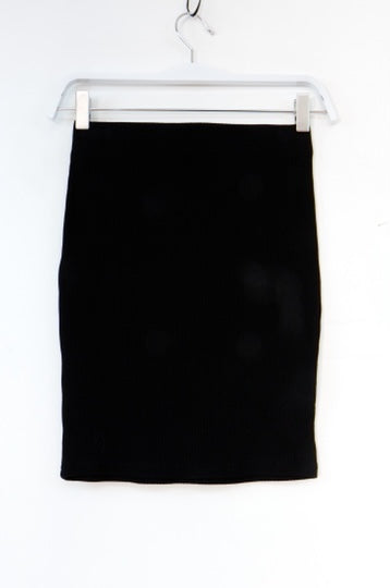 💚 Jupe Courte Ajustée – Style Casual Chic | Femme