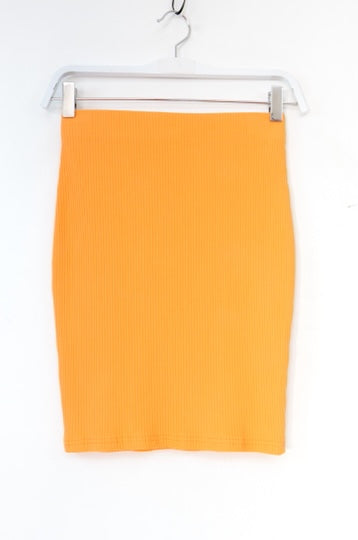 💚 Jupe Courte Ajustée – Style Casual Chic | Femme