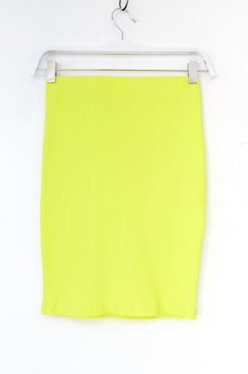 💚 Jupe Courte Ajustée – Style Casual Chic | Femme