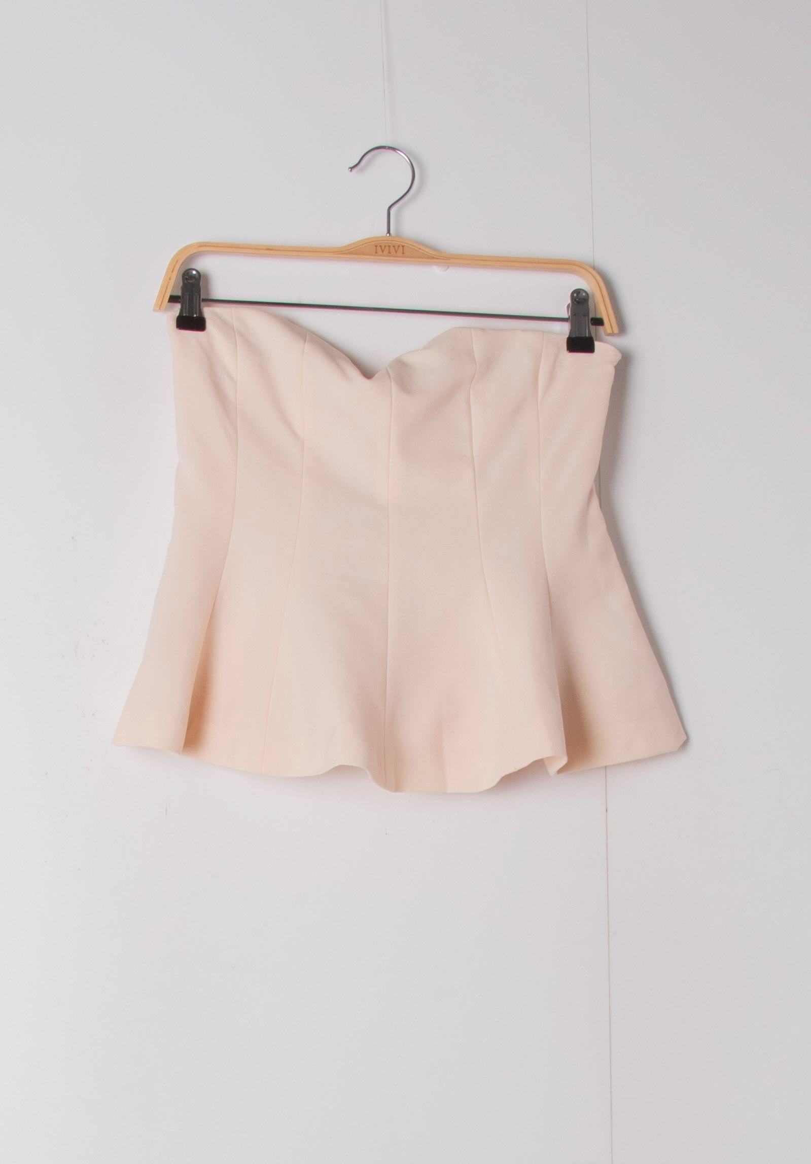 Top Bustier à Basque –Élégance Féminine