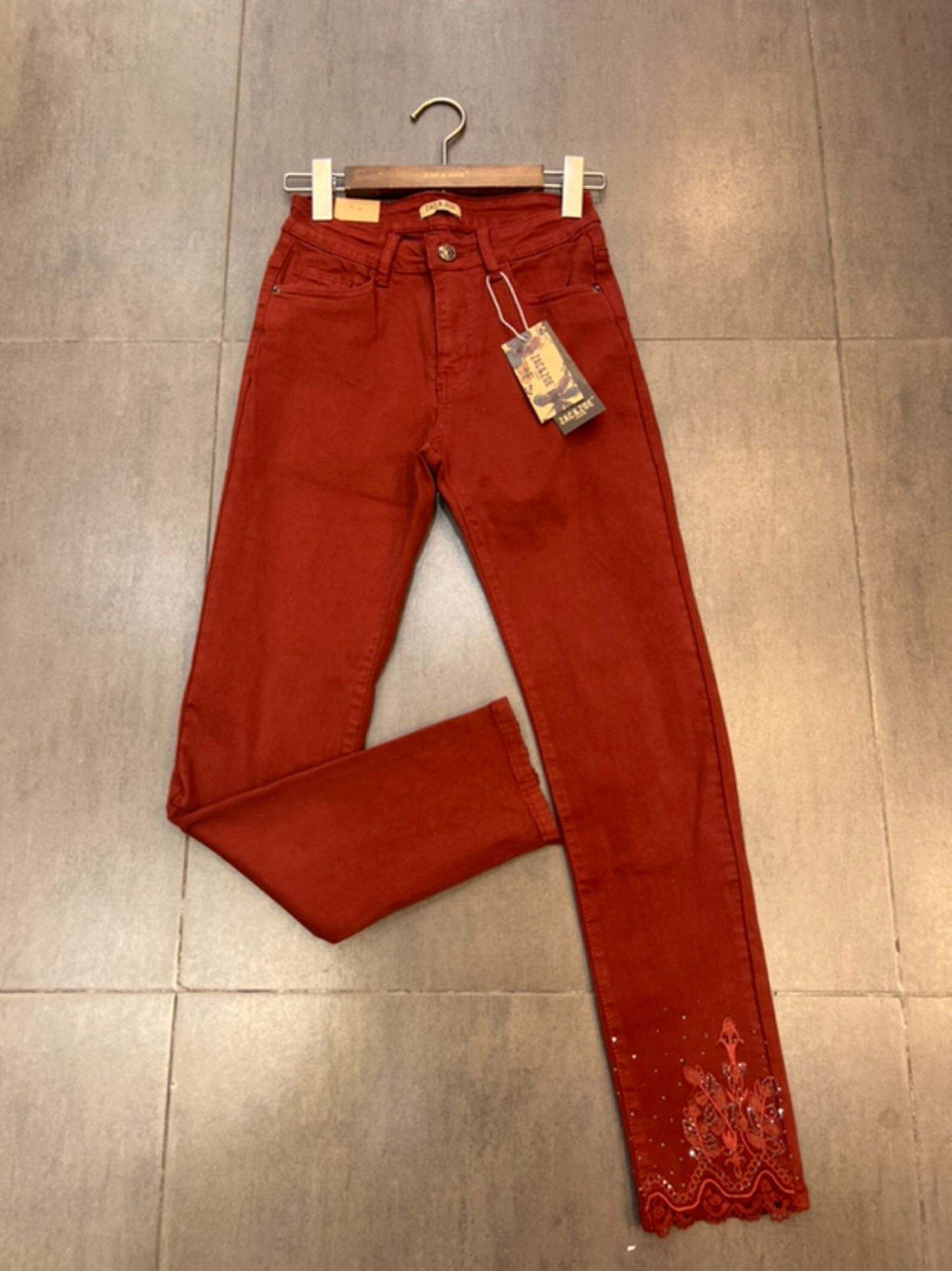 pantalon Jean Broderie florale sur le bas des jambes